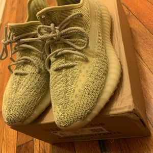 350 antlia yeezys reflective